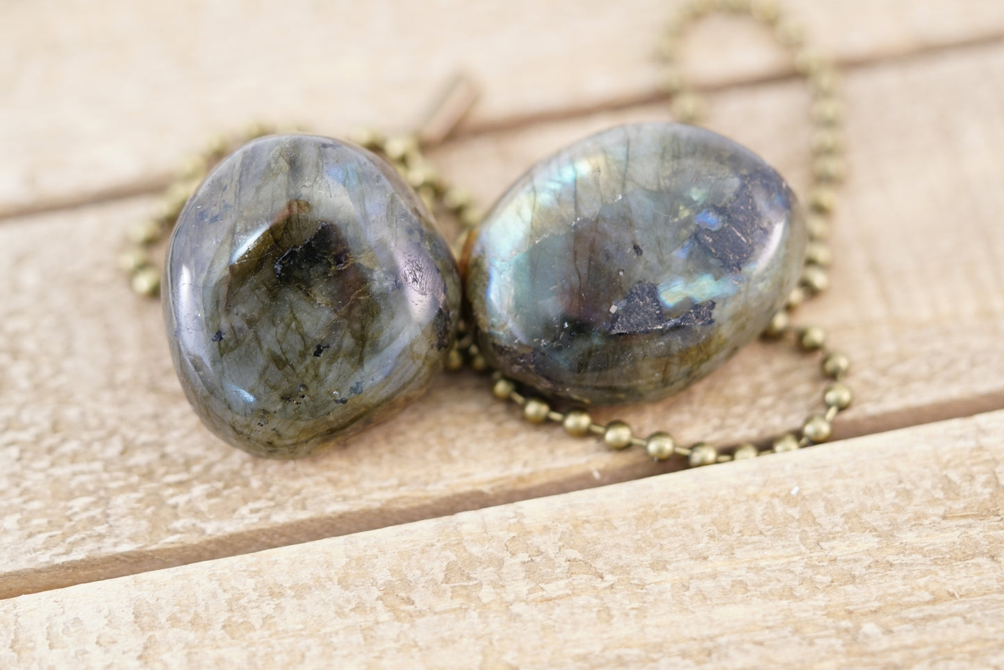 Light and Fan Pulls with Labradorite Gemstone