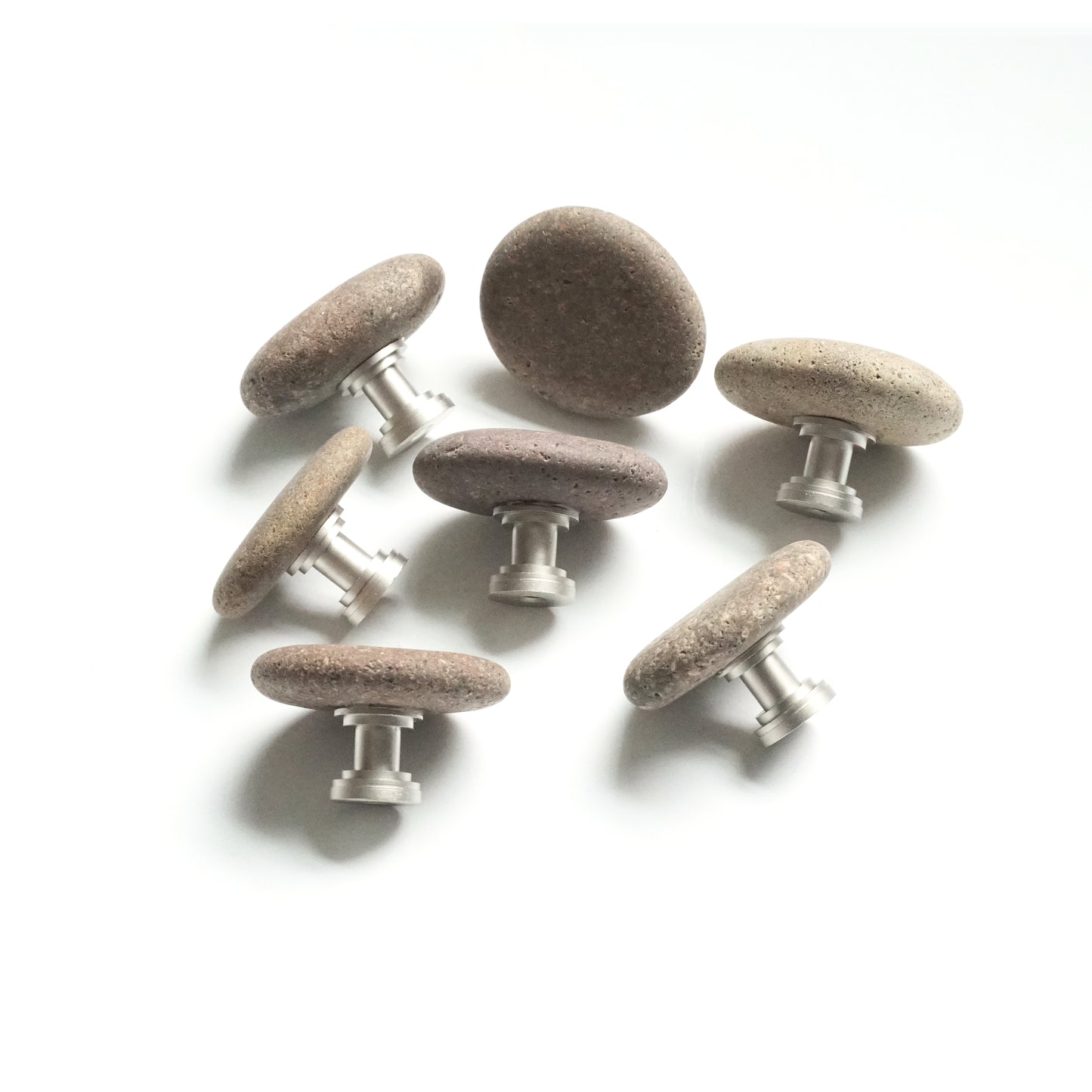 Coastal Cabinet Hardware - Set of 7 | Round Brown Beach Rocks