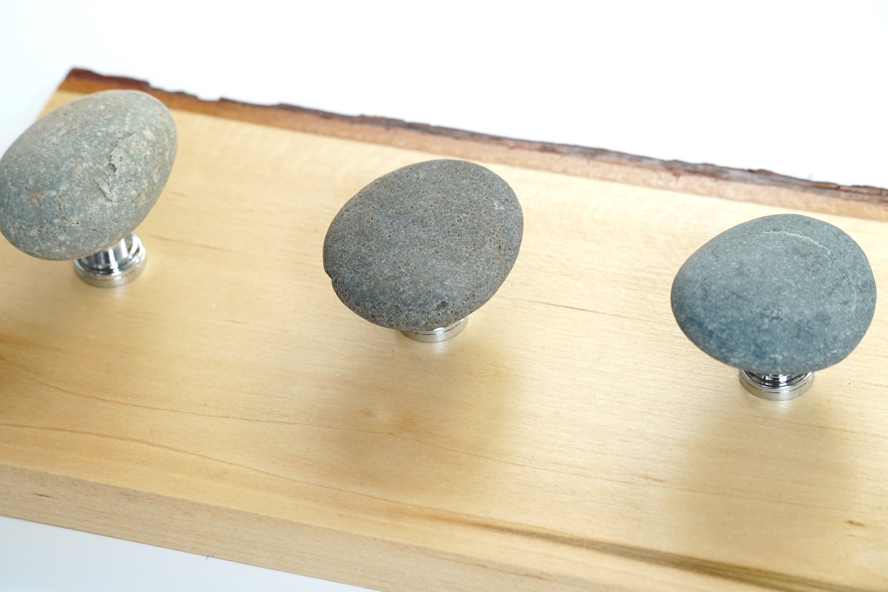 Beach Stone Hook Rack – Aimee's Rock Works